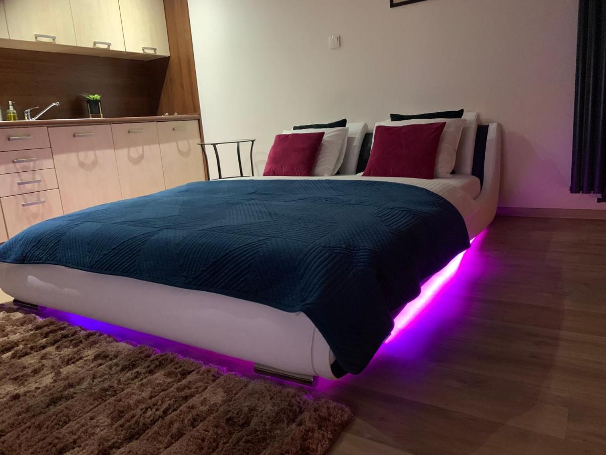 Dobry Wieczor We Wroclawiu Esterno foto